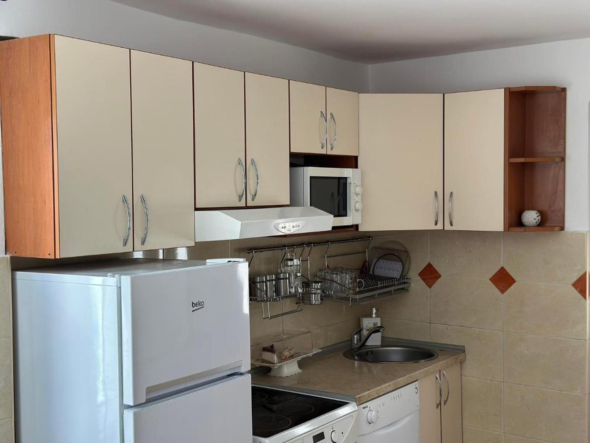 Apartmani Emily & Jully Nikšić 外观 照片