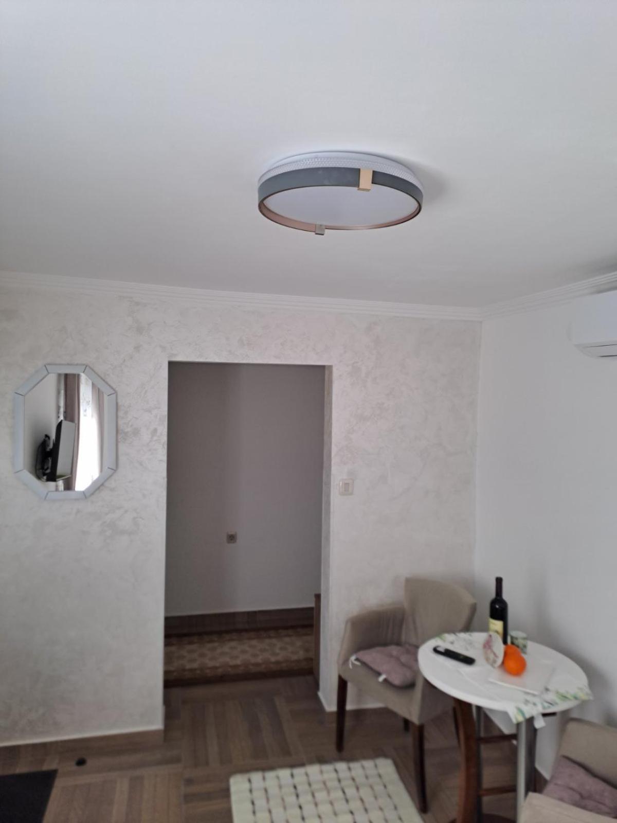 Apartmani Emily & Jully Nikšić 外观 照片