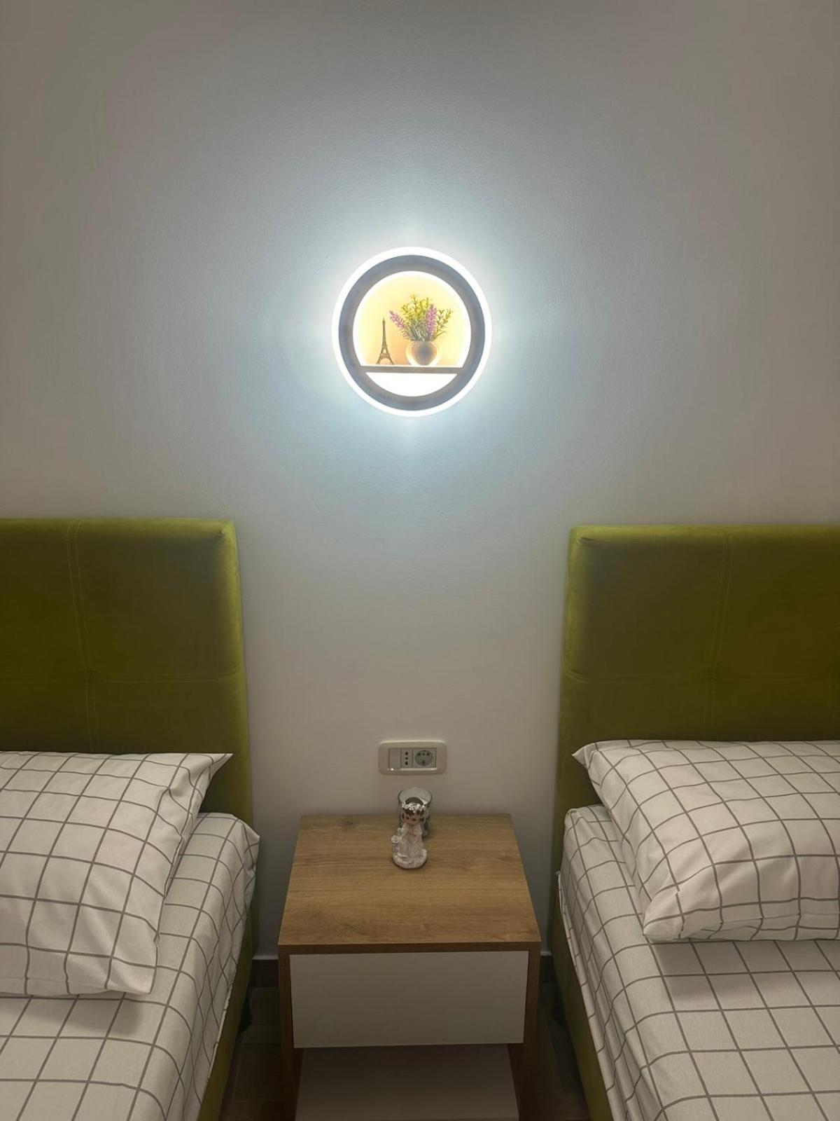 Apartmani Emily & Jully Nikšić 外观 照片