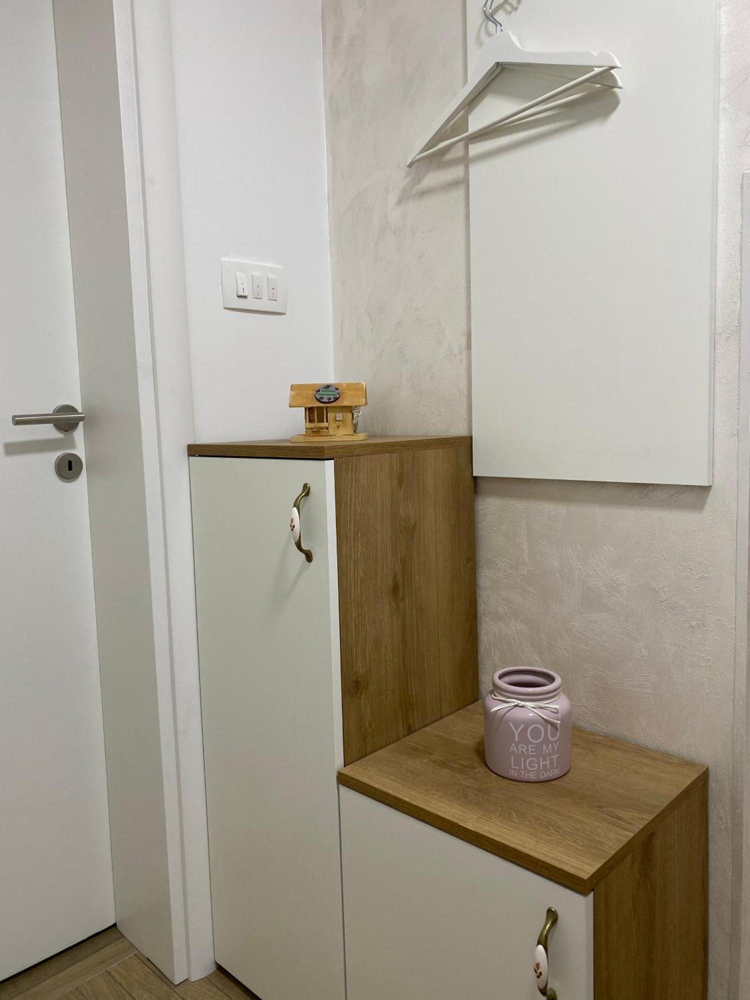 Apartmani Emily & Jully Nikšić 外观 照片